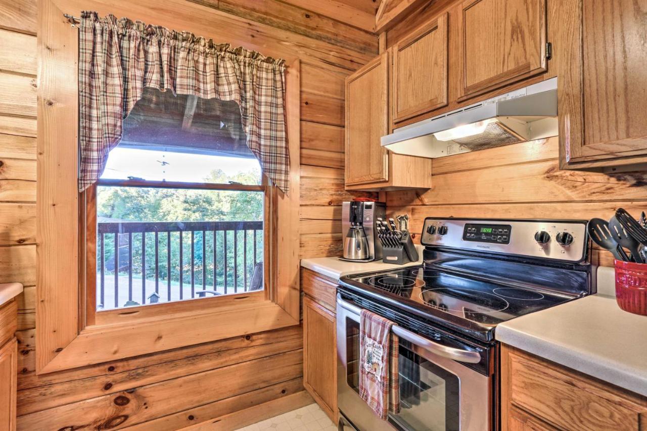 Lake Douglas Cabin With Community Boat Launch! Vila Sevierville Exterior foto