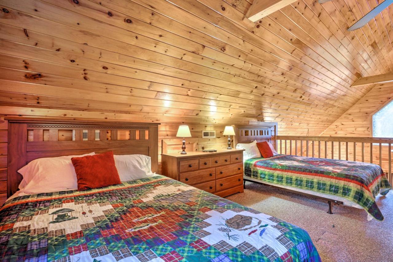 Lake Douglas Cabin With Community Boat Launch! Vila Sevierville Exterior foto