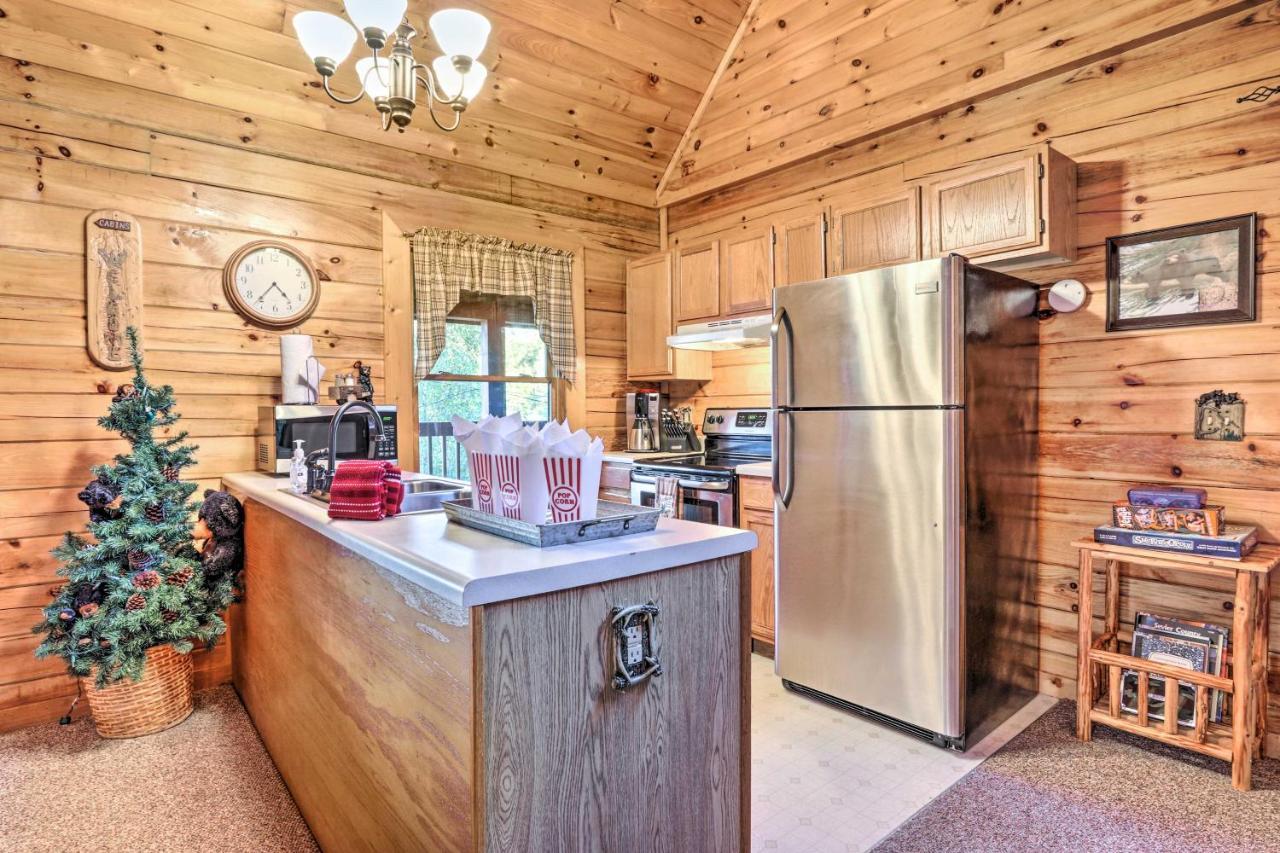 Lake Douglas Cabin With Community Boat Launch! Vila Sevierville Exterior foto